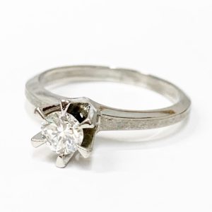 Pt900 ダイヤモンド リング